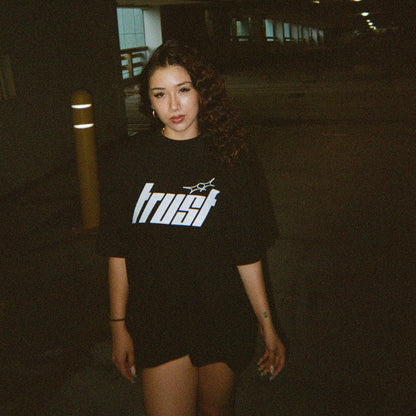 TRUST TEE [BLACK/WHITE]